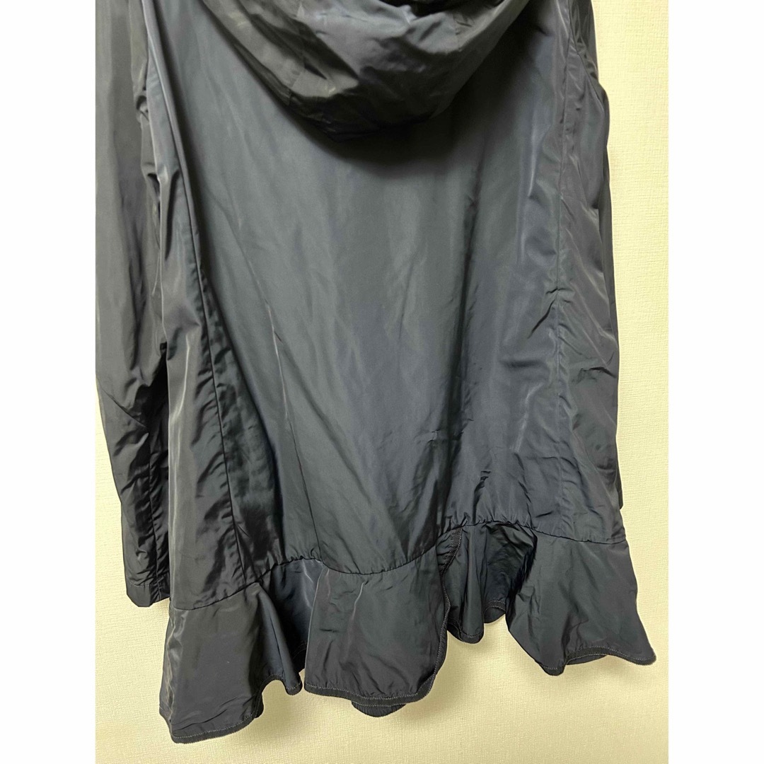 MONCLER(モンクレール)のモンクレール　MONCLER フード付きコートネイビー レディースのジャケット/アウター(その他)の商品写真