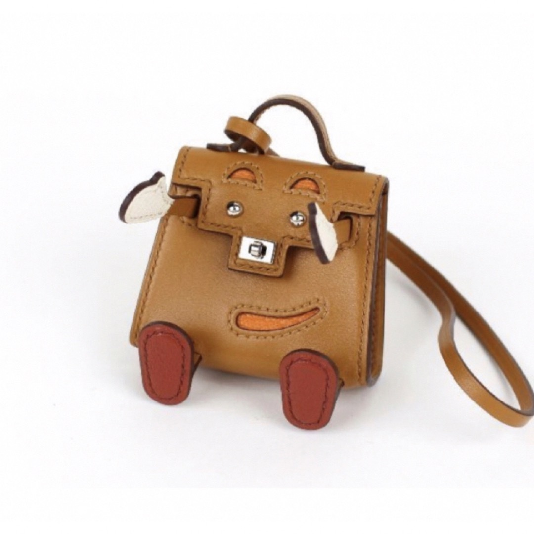 Hermes - 《新品》エルメス 2023aw 完売品 パンタン シティ カレ90の