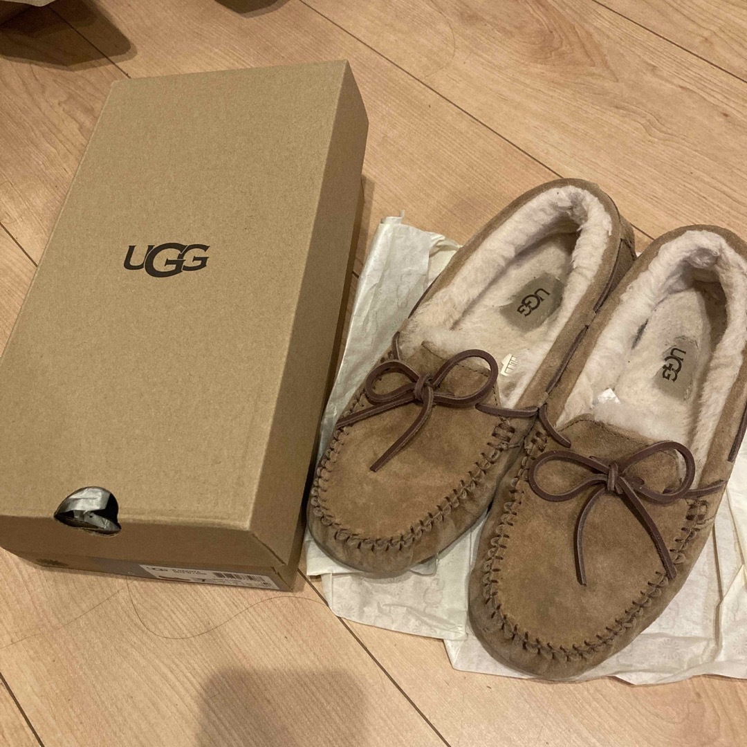 ❣️入学おめでとうセール❣️ UGG アグ レディース モカシン 24cm - 靴 ❣️入学おめでとうセール❣️ UGG アグ レディース モカシン 24cm - 靴