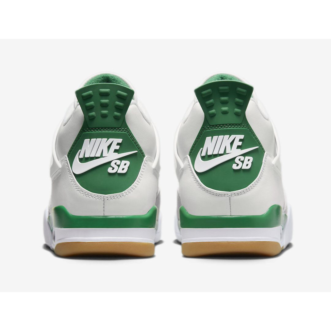 Jordan Brand（NIKE）(ジョーダン)のNIKE AIR JORDAN 4 RETRO SB PINE GREEN 緑 メンズの靴/シューズ(スニーカー)の商品写真