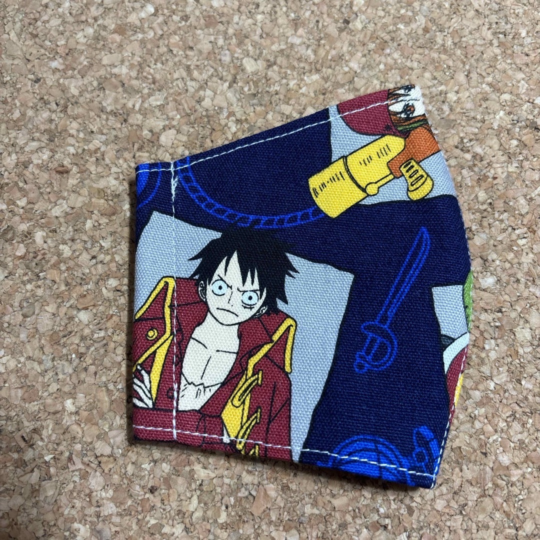 ONE PIECE  幼児　マスク　ハンドメイド ハンドメイドのキッズ/ベビー(外出用品)の商品写真