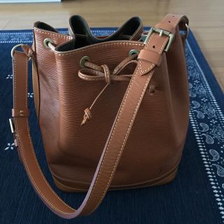 ルイヴィトン(LOUIS VUITTON)のルイヴィトン エピ ノエ(ショルダーバッグ)