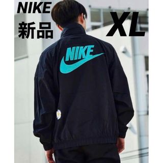 ナイキ(NIKE)の撥水加工 ナイロンジャケット パーカー ジャージ ブラック 花柄　XL(ナイロンジャケット)