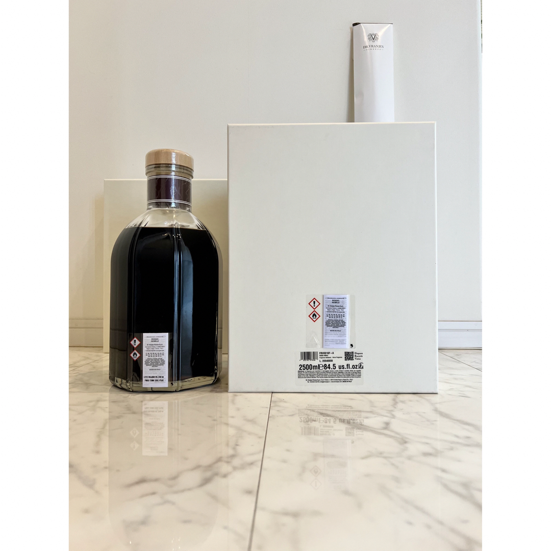 DR. VRANJES(ドットールヴラニエス)の新品未使用　2,500ml ドットールヴラニエス ROSSO NOBILE コスメ/美容のリラクゼーション(アロマディフューザー)の商品写真