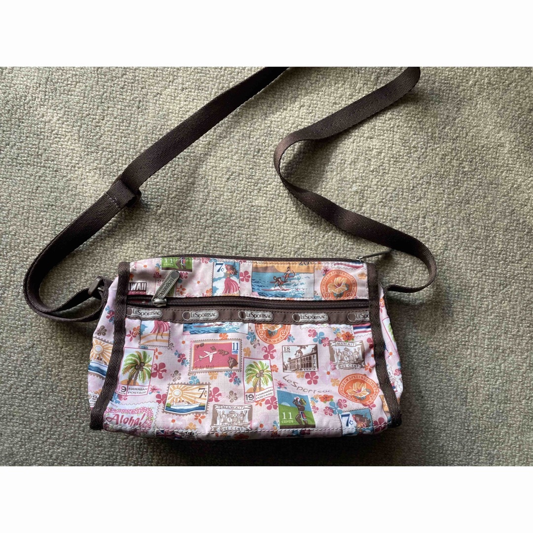 LeSportsac(レスポートサック)のレスポートサック　ショルダーバック　ハワイ限定 レディースのバッグ(ショルダーバッグ)の商品写真