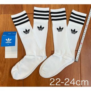 オリジナルス(Originals（adidas）)の新品　アディダス　S(22-24cm)ソリッド　クルーソックス　白2足セット(ソックス)