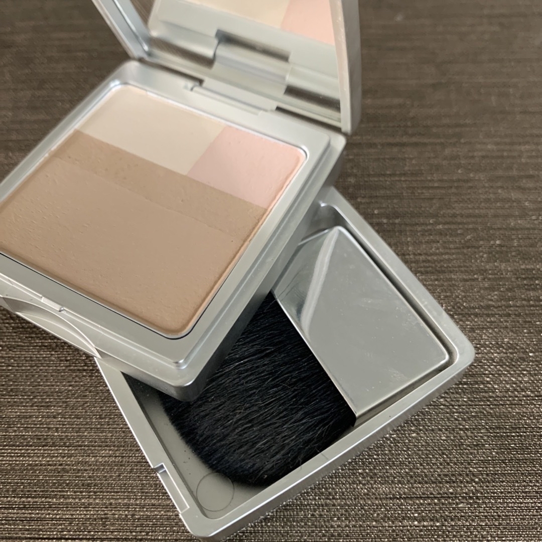 RMK(アールエムケー)のRMK プレストパウダー　04 コスメ/美容のベースメイク/化粧品(フェイスパウダー)の商品写真