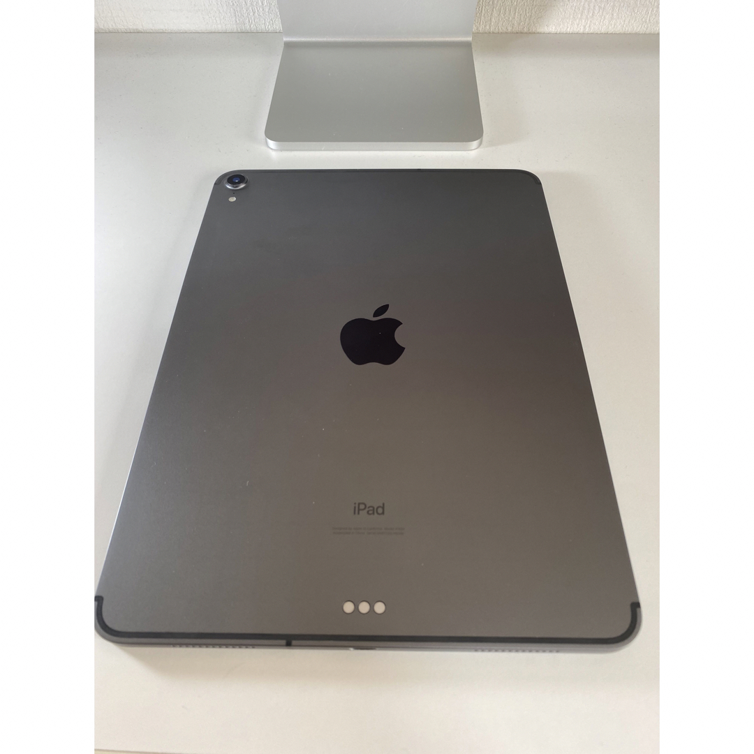 iPad(アイパッド)のiPad Pro 11 第1 Wi-Fi+Cellular 256GB ジャンク スマホ/家電/カメラのPC/タブレット(タブレット)の商品写真