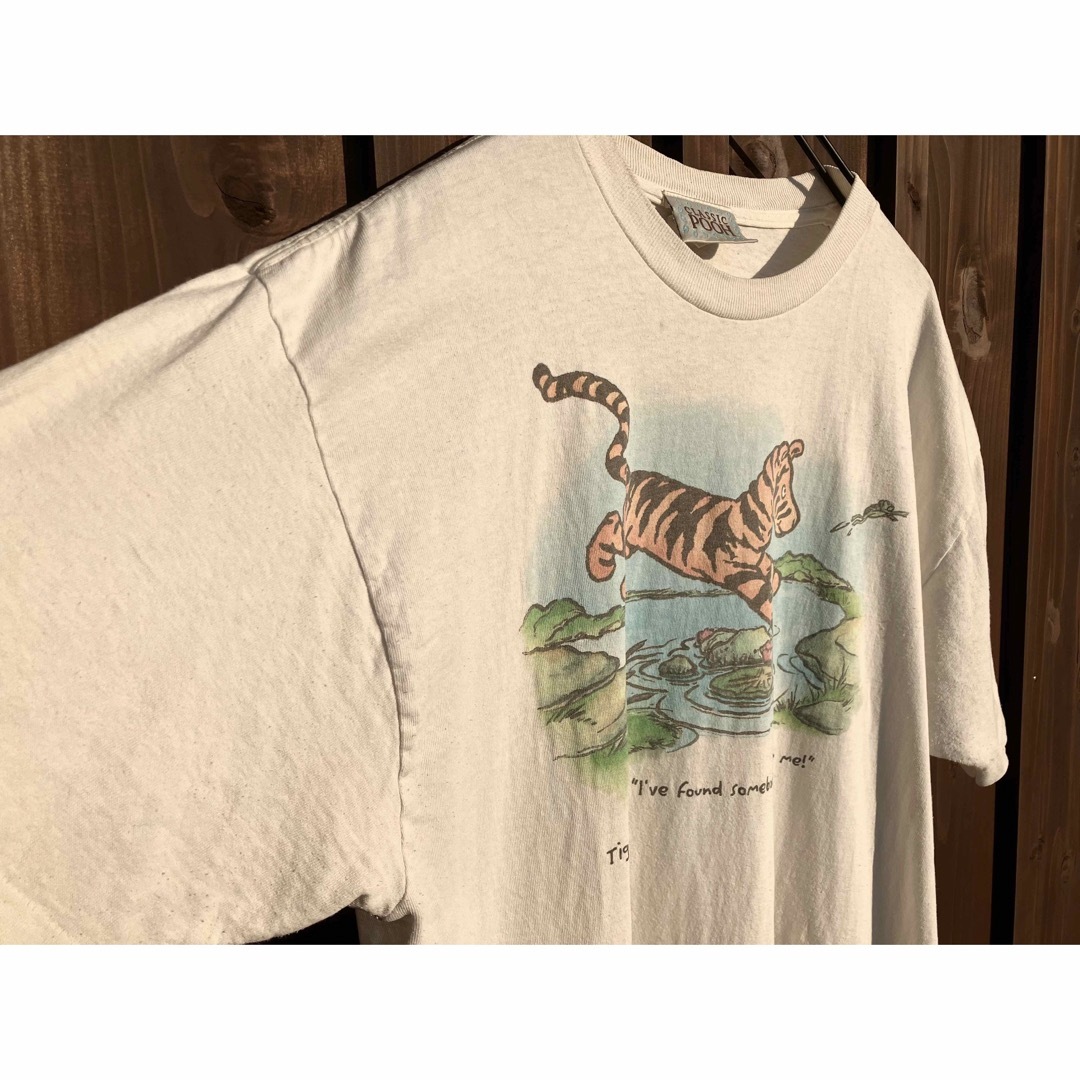 Disney(ディズニー)のUSA製 classic POOH tigger tシャツ ティガー メンズのトップス(Tシャツ/カットソー(半袖/袖なし))の商品写真