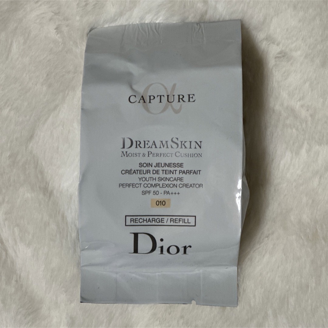 Dior(ディオール)のカプチュールドリームスキンモイストクッション　リフィル コスメ/美容のベースメイク/化粧品(ファンデーション)の商品写真