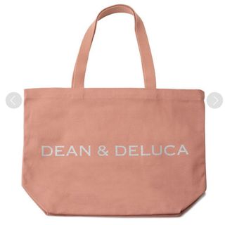 ディーンアンドデルーカ(DEAN & DELUCA)のディーン＆デルーカ　2023  チャリティートートバッグ　コーラル　L(トートバッグ)