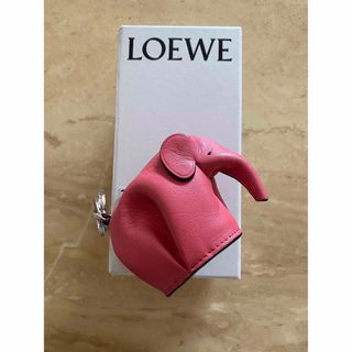 LOEWE - ロエベ LOEWE リピートアナグラム パテントレザー キーケース