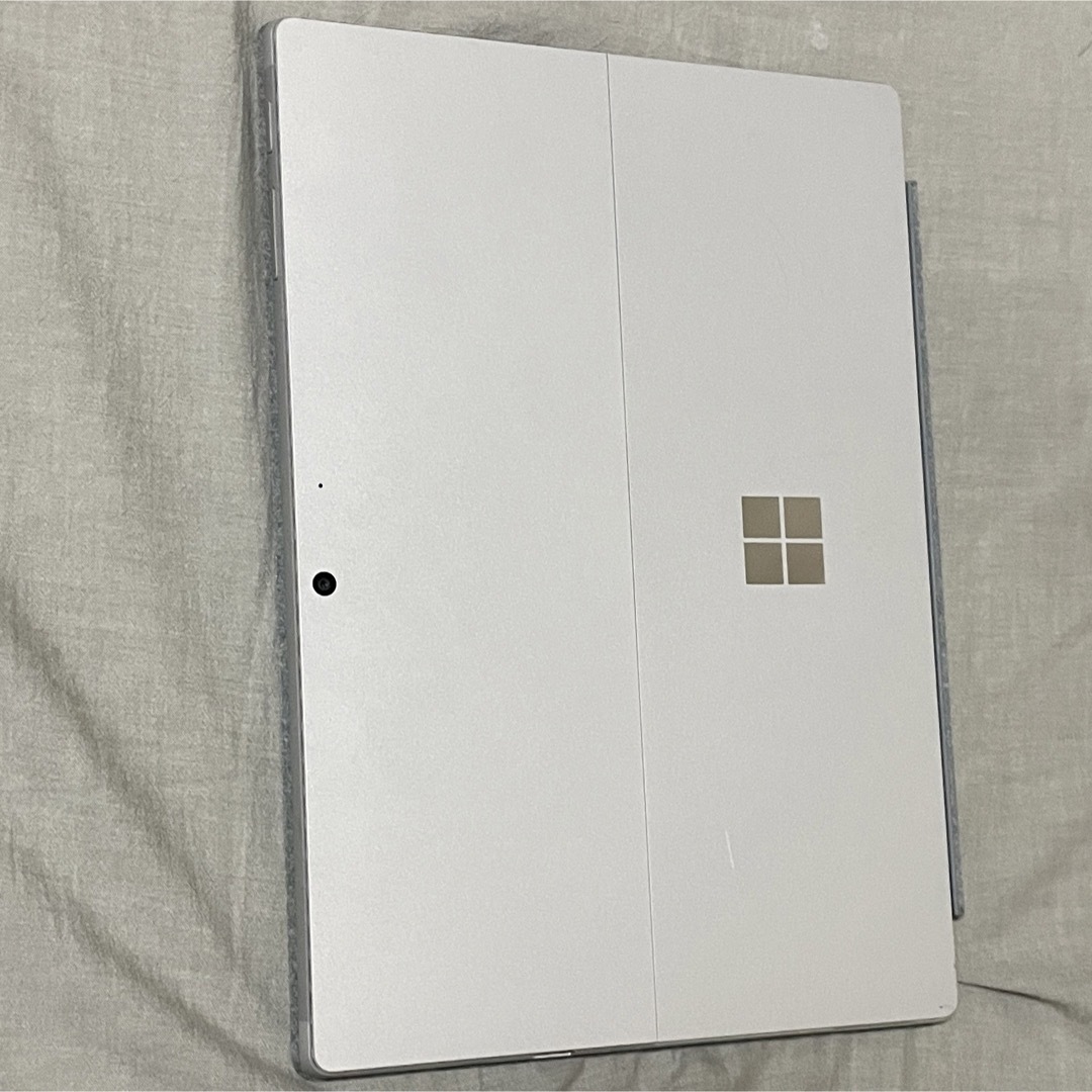 Microsoft(マイクロソフト)のマイクロソフト Surface Pro 7 PUV-00014 プラチナ スマホ/家電/カメラのPC/タブレット(ノートPC)の商品写真