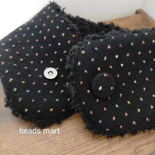 ｢送料SALE｣beads martハンドメイド マフラー 刺繍ドットBK×BK(マフラー/ストール)