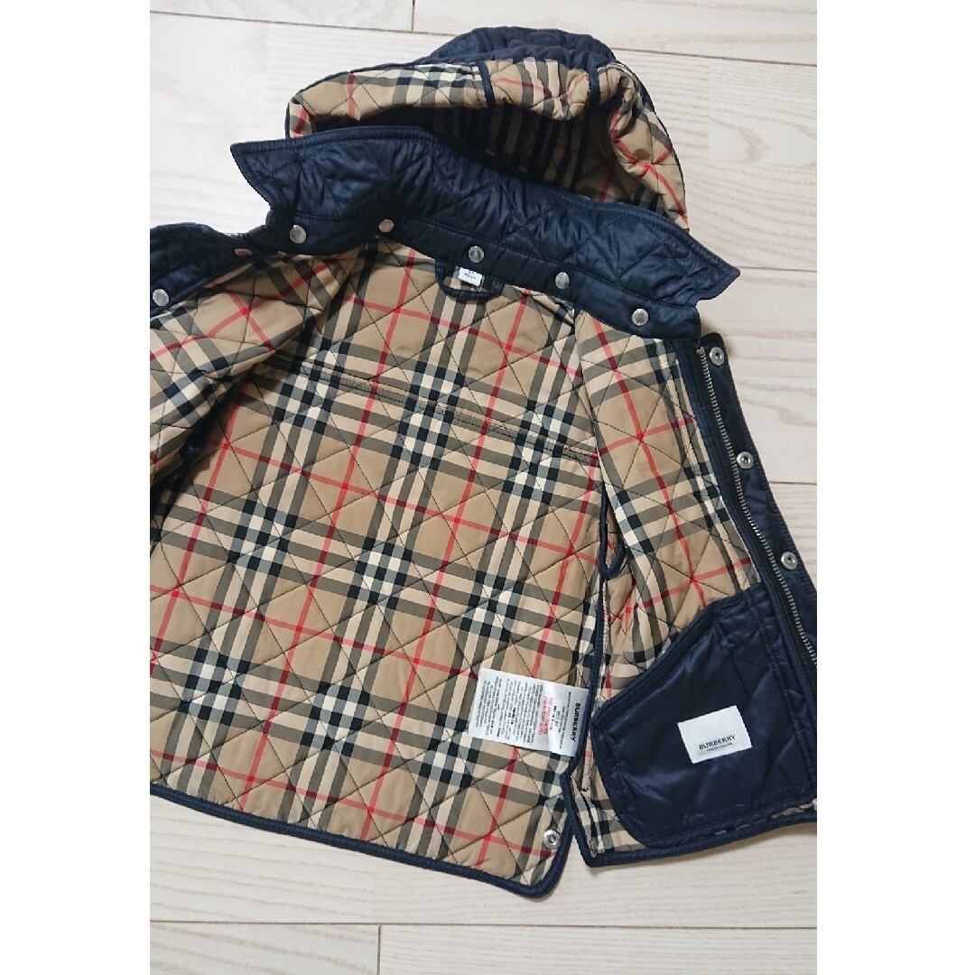 BURBERRY(バーバリー)のバーバリーチルドレン 2Y 92サイズ カラカン様専用 キッズ/ベビー/マタニティのキッズ服男の子用(90cm~)(コート)の商品写真