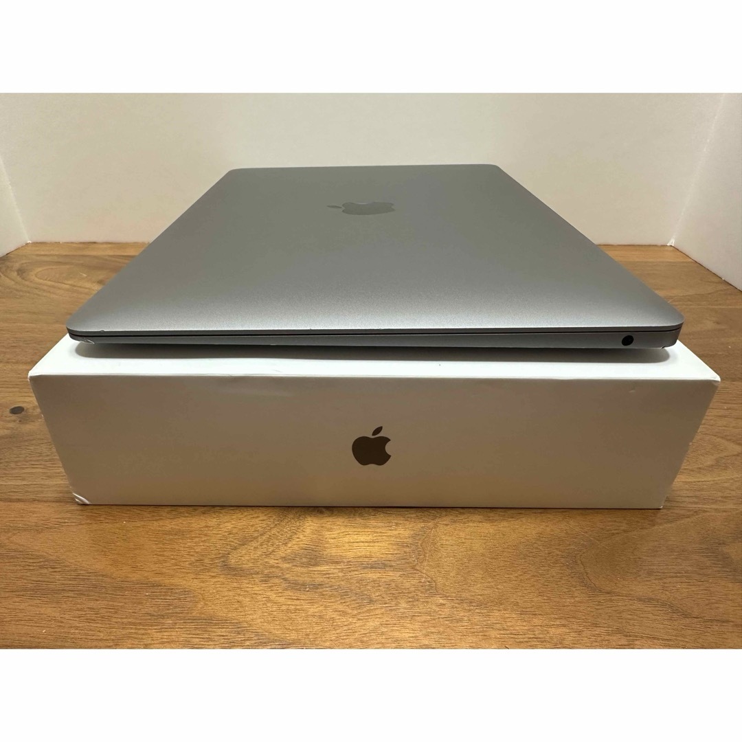 大容量❗️MacBookPro 2020 M1チップ　512GB スペースグレイ