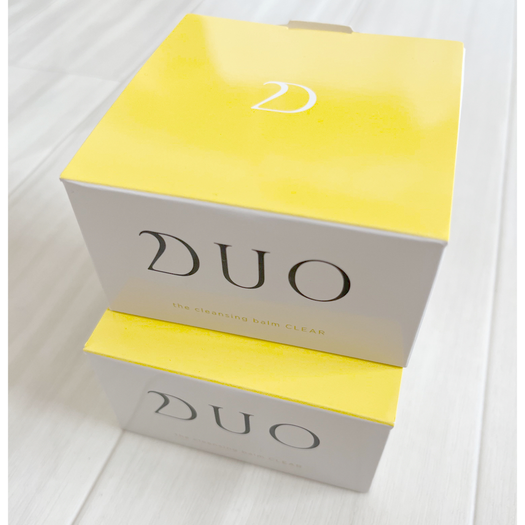 DUOのクレンジングバームとクリア2箱
