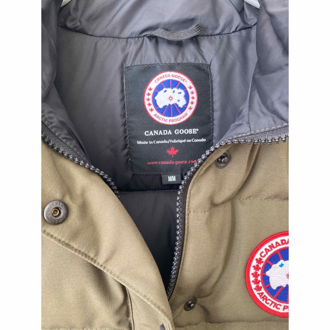 CANADA GOOSE(カナダグース)のCANADA GOOSE ベスト レディースのジャケット/アウター(ダウンベスト)の商品写真