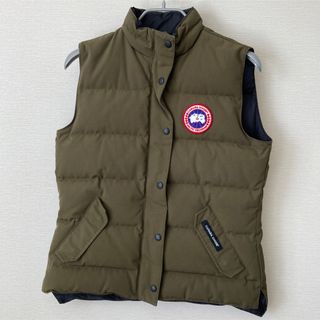 CANADA GOOSE ベスト