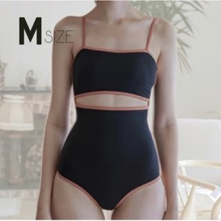 パイピング ワンピース スイムウェア M ブラックピンク 新品未使用 美品(水着)