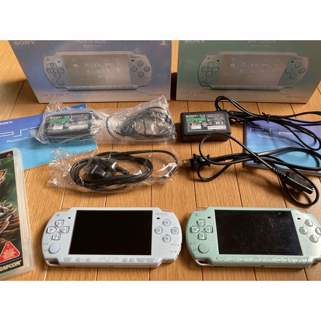 SONY PlayStationPortable PSP-2000 FB