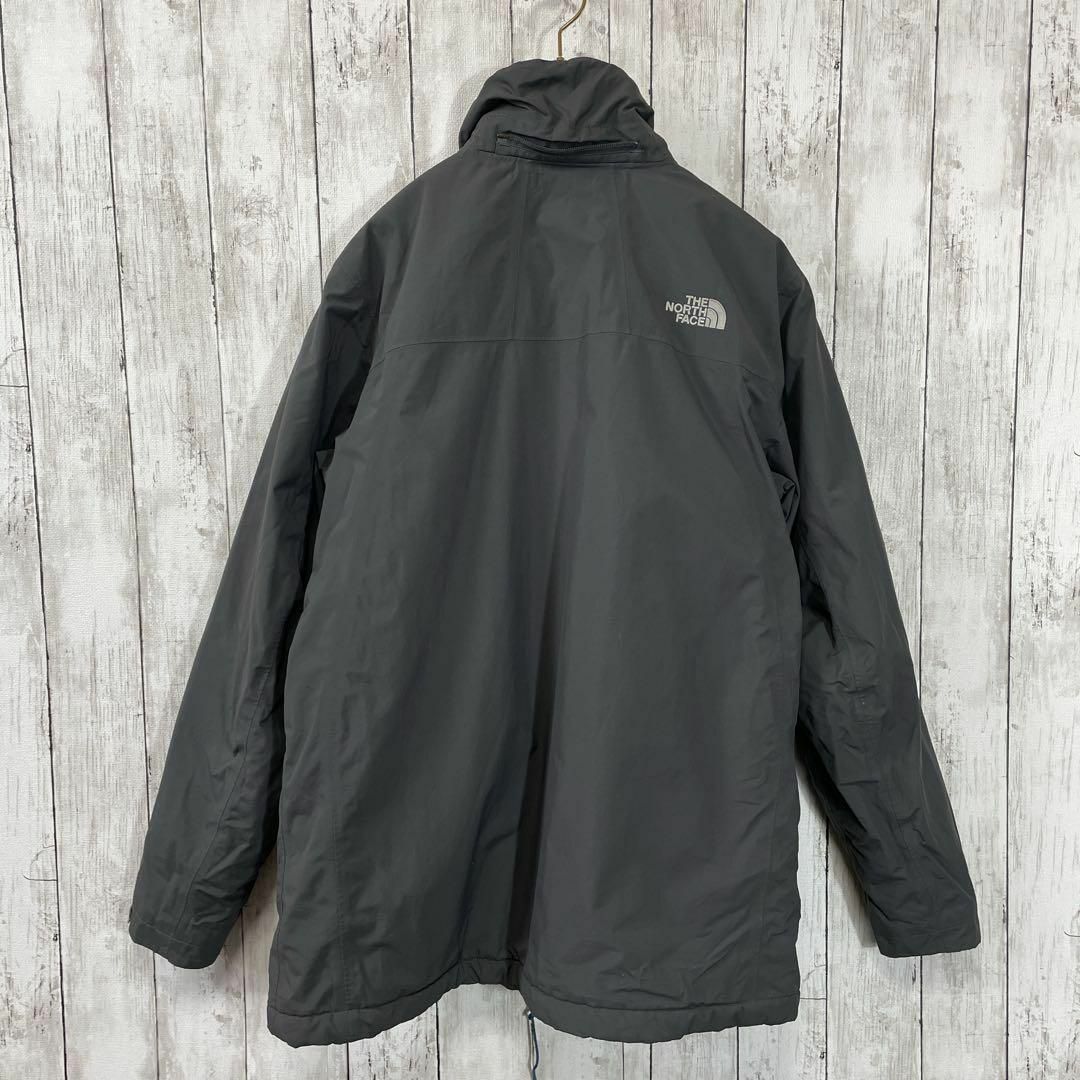 THE NORTH FACE(ザノースフェイス)のノースフェイス　ダウンジャケット　中綿入りブルゾン　サイズＭ　灰色　メンズ　古着 メンズのジャケット/アウター(ダウンジャケット)の商品写真