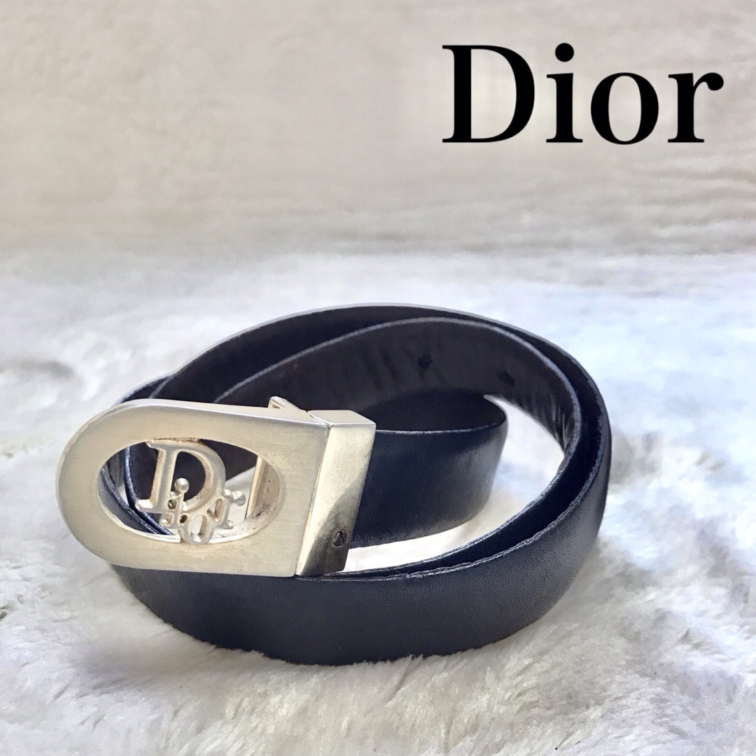 Dior(ディオール)のDior ディオール ロゴ バックル レザー ベルト 黒 ブラック 金具 銀 メンズのファッション小物(ベルト)の商品写真