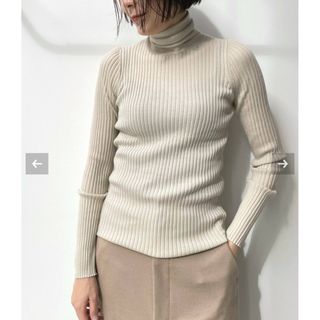 ZARA フェイクファー　ピークドラペル　ニットセーター　ゴールデンブラウン　S