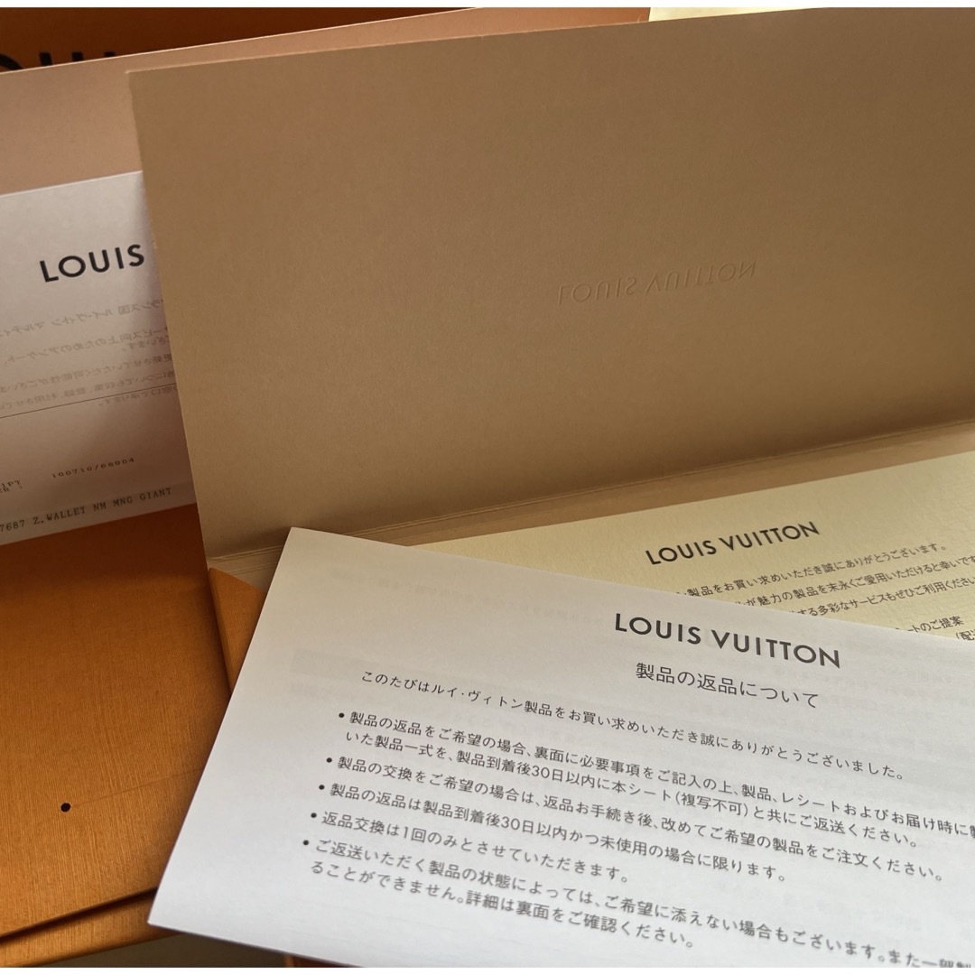 LOUIS VUITTON(ルイヴィトン)のモノグラム　リバース レディースのファッション小物(財布)の商品写真