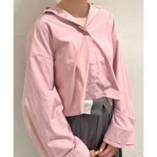 スナイデル(SNIDEL)の新品タグ付き♡SNIDEL♡今季♡クロップドデザインシャツ(シャツ/ブラウス(長袖/七分))