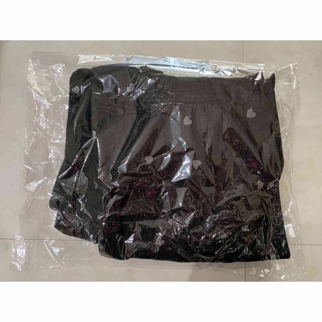 ZARA(ザラ)のリンカブル　LINKABLE ハート刺繍デニムスカート　ブラック  新品 レディースのスカート(ロングスカート)の商品写真