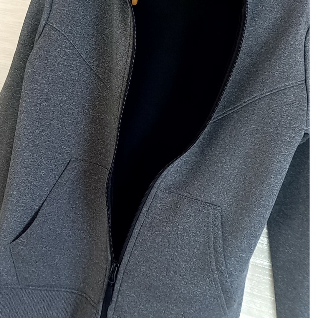 子供上着　サイズ150 キッズ/ベビー/マタニティのキッズ服男の子用(90cm~)(ジャケット/上着)の商品写真