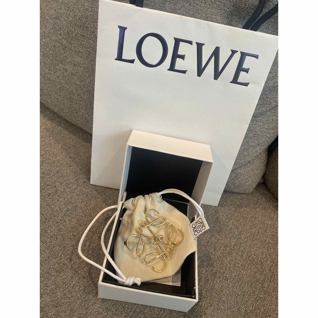 セール⭐ロエベLOEWE⭐メタル アナグラムブローチ ゴールド⭐美品 新品