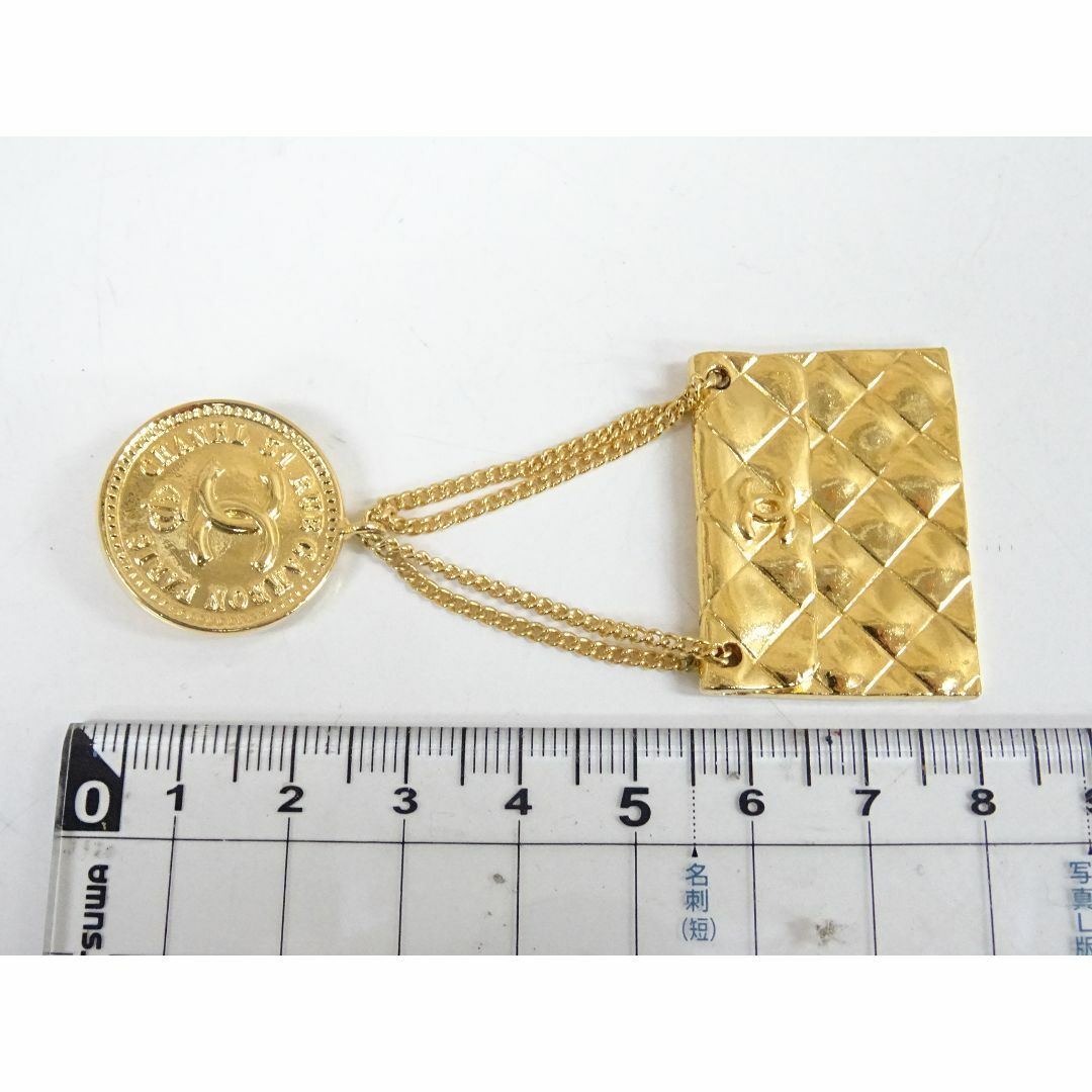 M博ニ006 / CHANEL ココマーク マトラッセ ブローチ ゴールドカラー M博ニ006 / CHANEL ココマーク マトラッセ ブローチ ゴールドカラー