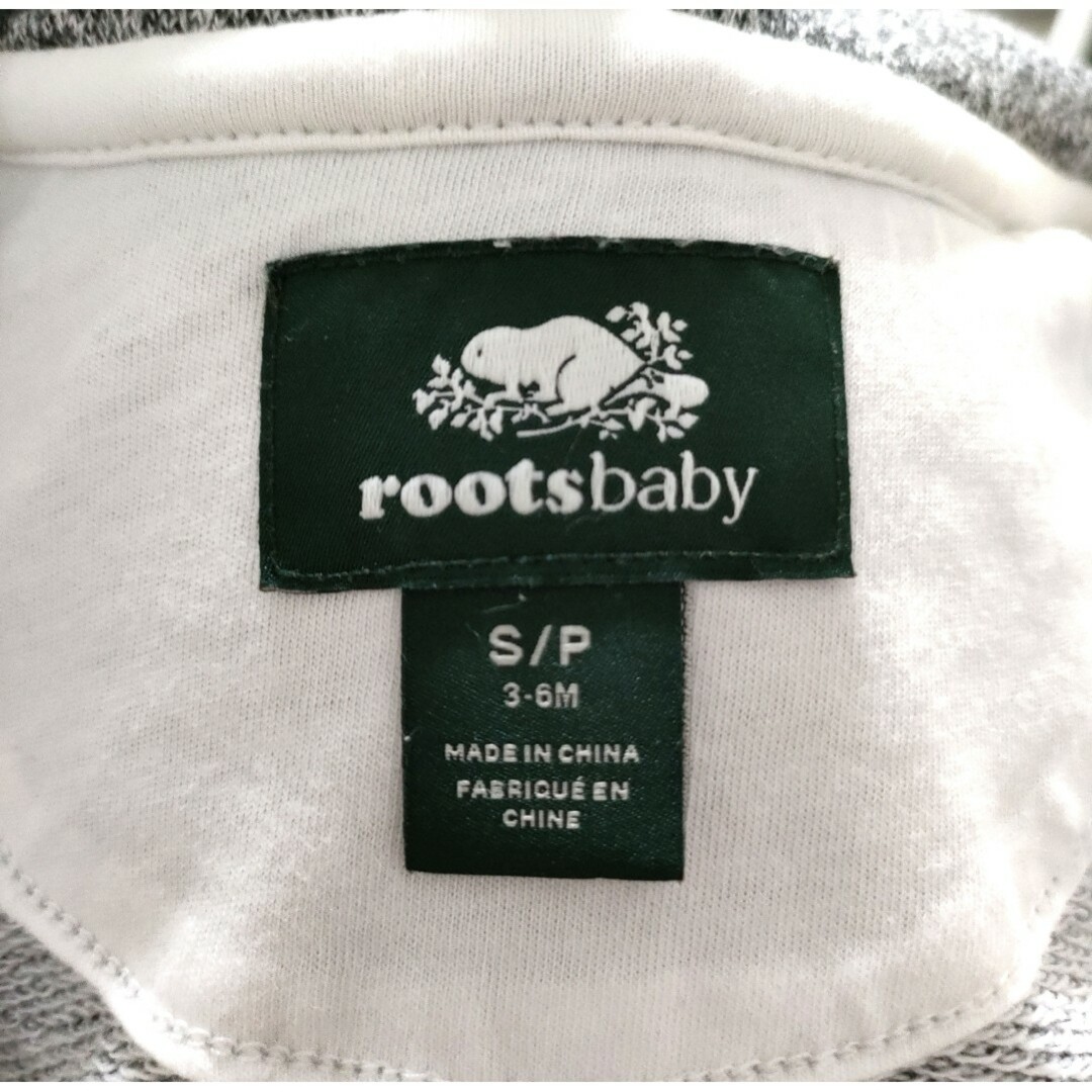Roots(ルーツ) ベビーロンパースの通販 by ♡M.&.M♡｜ラクマ