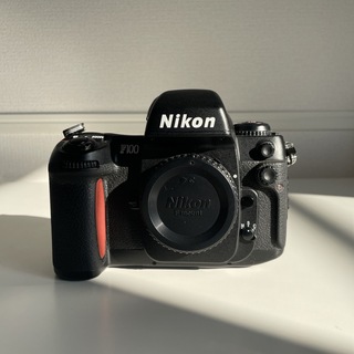 ニコン(Nikon)のNikon F100 ボディ (完動品)(フィルムカメラ)
