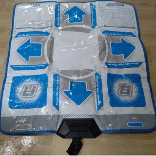 コナミ(KONAMI)のwiiダンスダンスレボリューション　専用コントローラー(家庭用ゲームソフト)