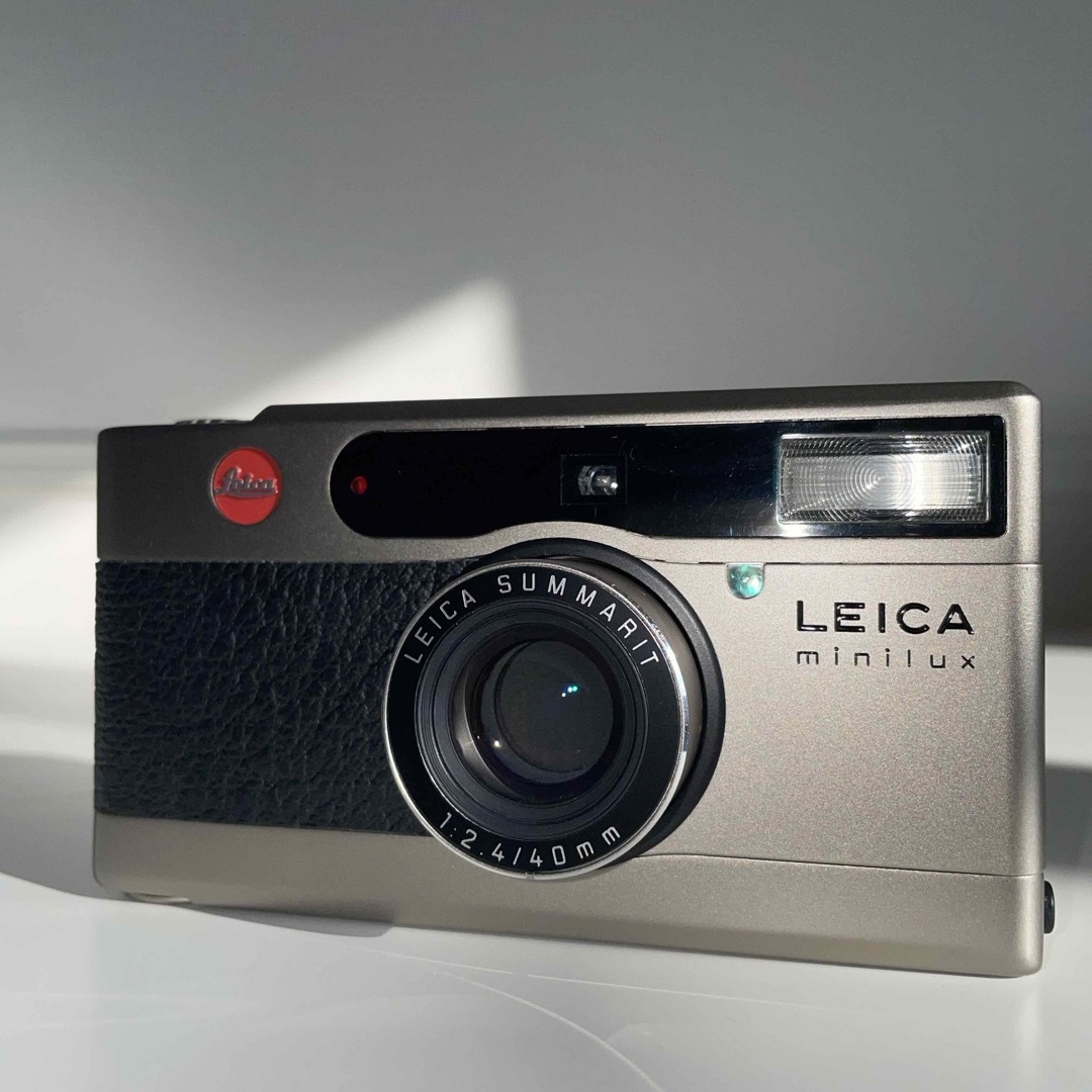 LEICA(ライカ)のLEICA minilux ボディ 限定モデル  11月まで出品中 スマホ/家電/カメラのカメラ(フィルムカメラ)の商品写真