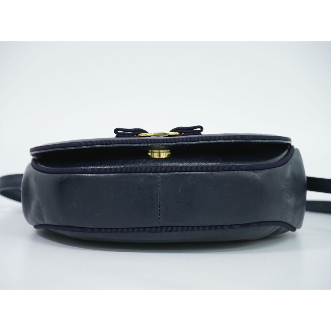 本物 サルヴァトーレ フェラガモ Salvatore Ferragamo ヴァラ 本物 サルヴァトーレ フェラガモ Salvatore Ferragamo ヴァラ