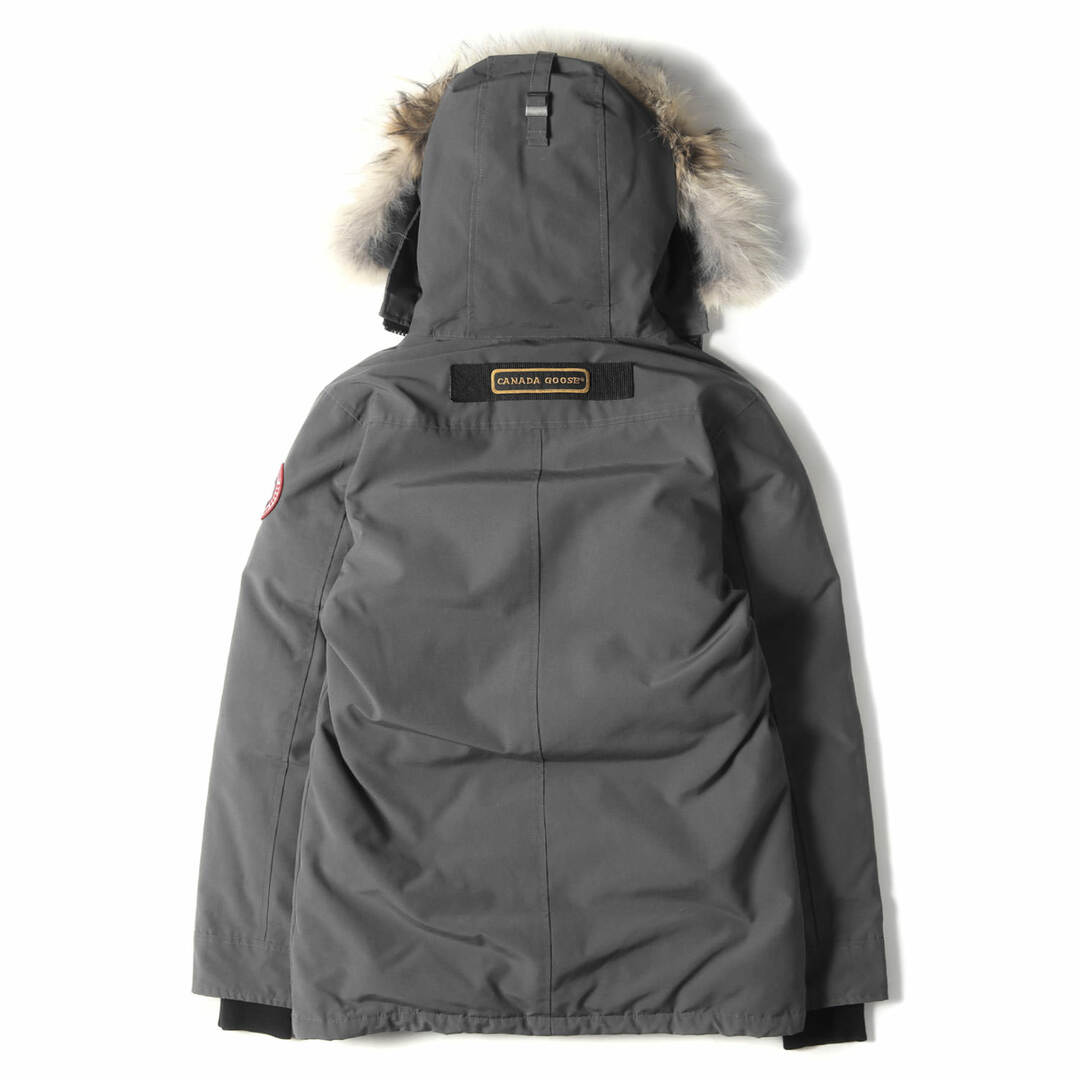 CANADA GOOSE(カナダグース)のCANADA GOOSE カナダグース ダウン ジャケット サイズ:FUSION M ファーフード ポリコットン ダウン コート CHATEAU PARKA 3426MA シャトー パーカー グレー アウター ブルゾン【メンズ】【中古】 メンズのジャケット/アウター(ダウンジャケット)の商品写真