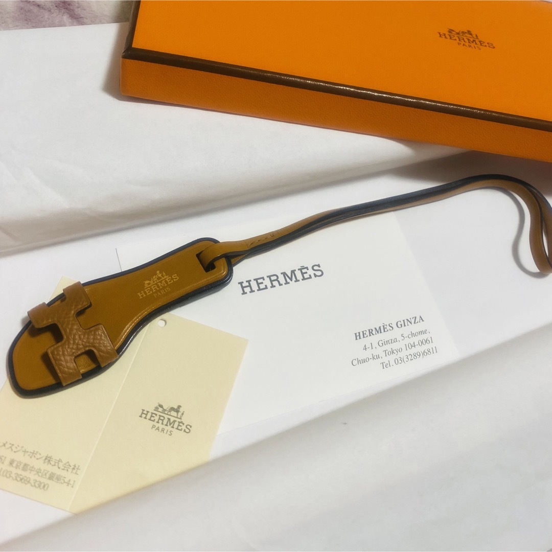 HERMES オランナノ サンダルチャーム ゴールド エプソン