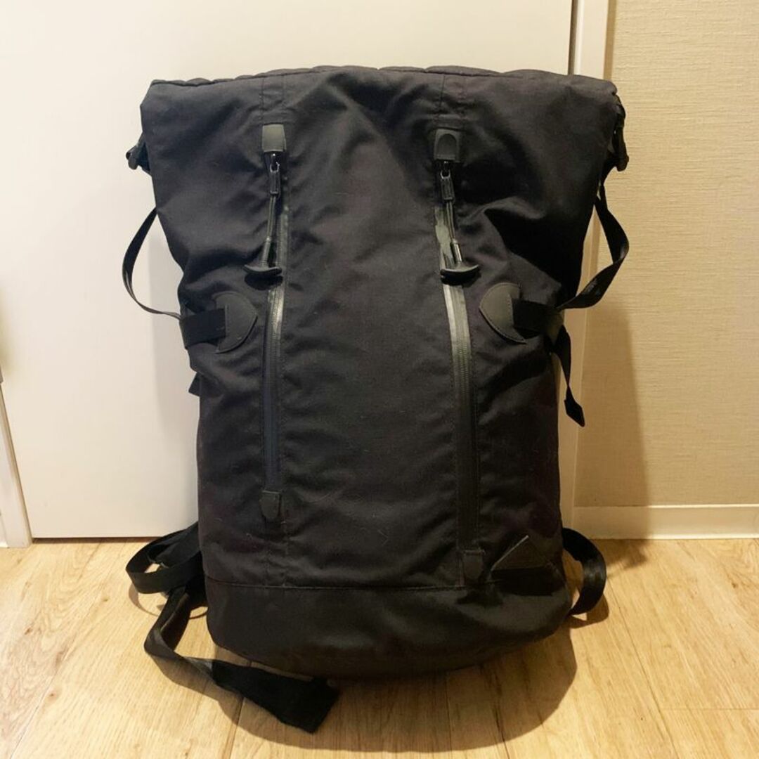 デイタム DATUM 黒 ロールトップ バックパック リュック 登山 キャンプ