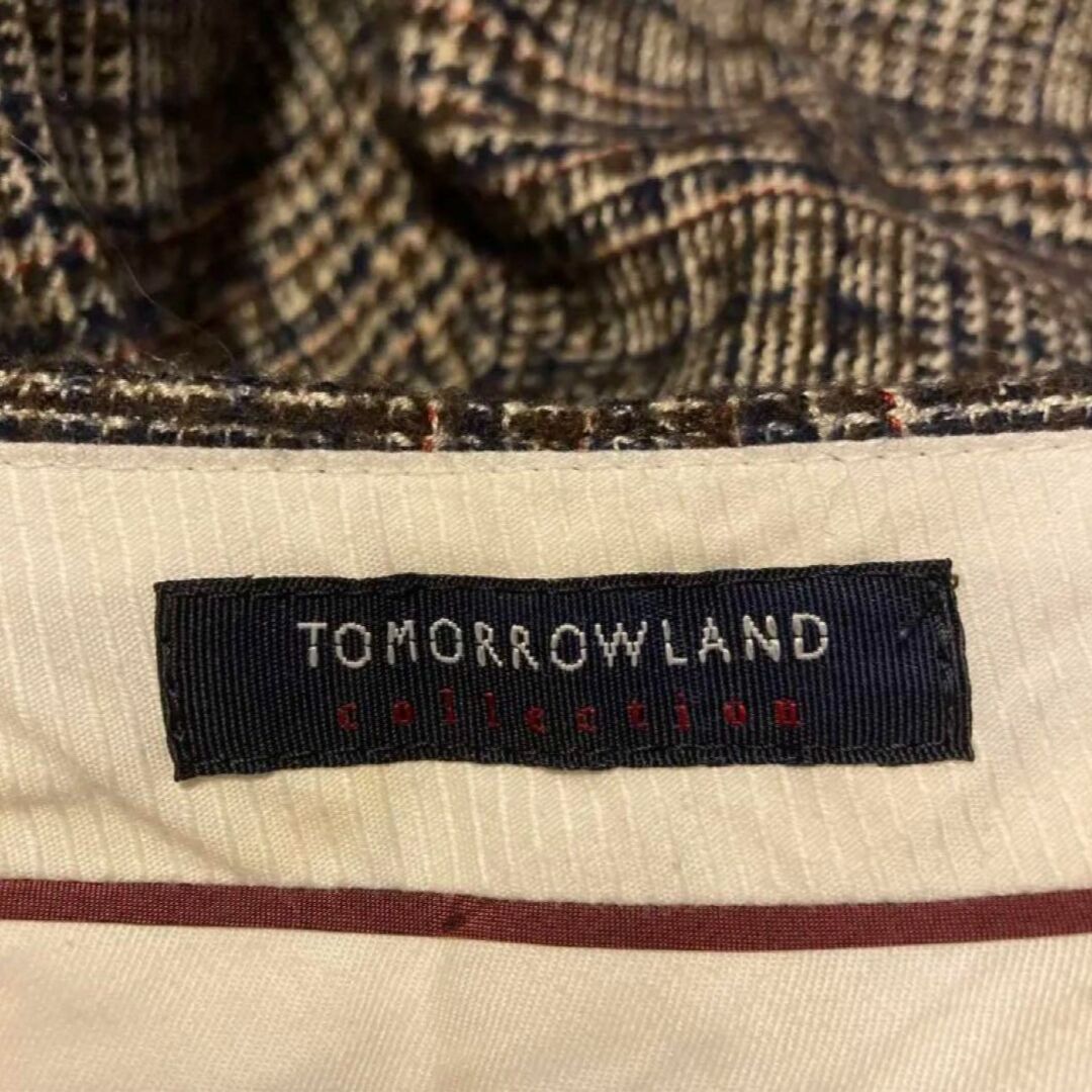 TOMORROWLAND(トゥモローランド)のトゥモローランド　ハーフパンツ　　メンズ　ブラウン　ウール　カジュアル メンズのパンツ(その他)の商品写真