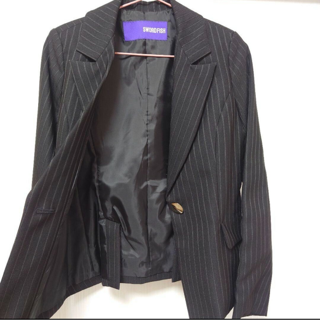 成人式　スーツ　フォーマル　上下セット　ショートパンツ レディースのフォーマル/ドレス(スーツ)の商品写真