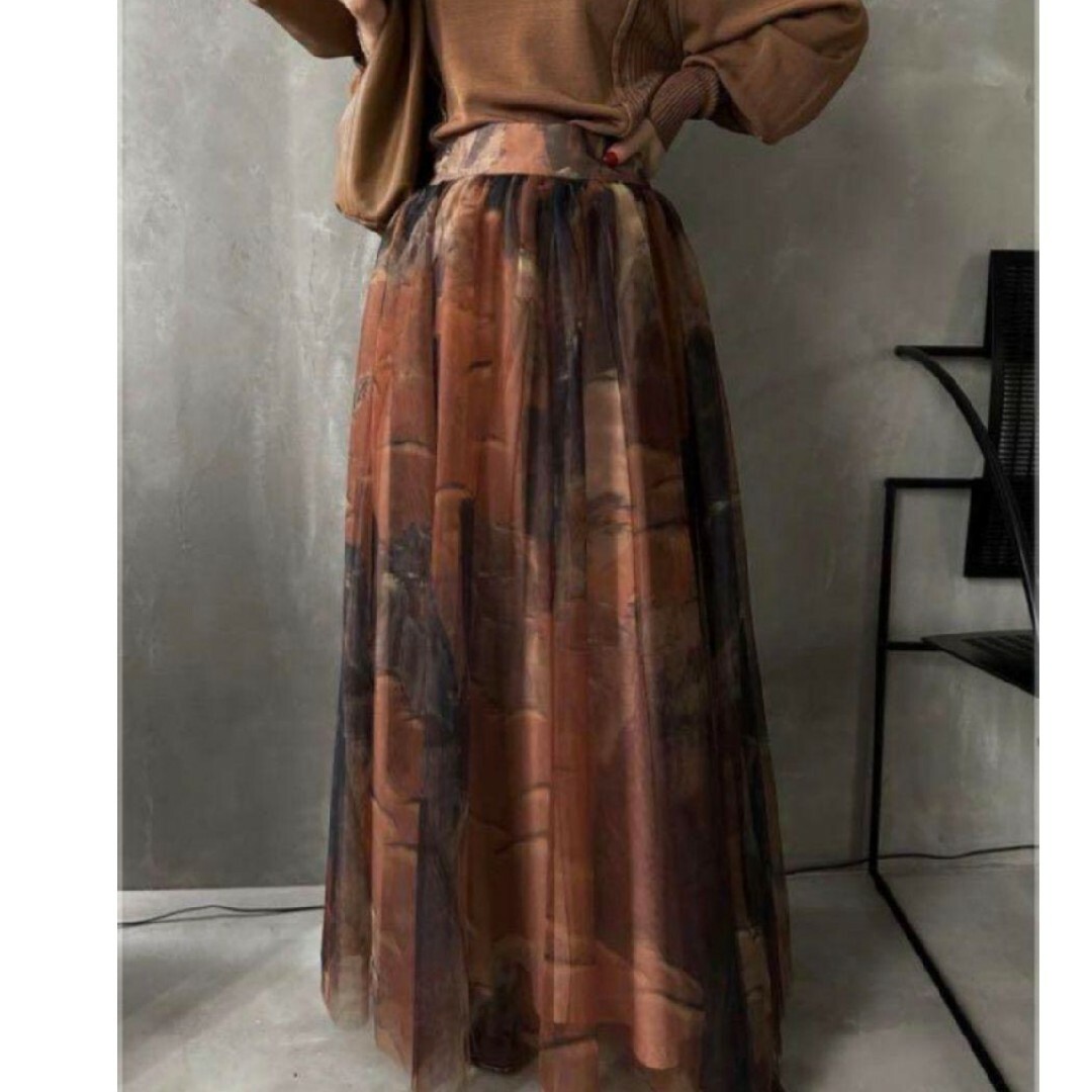 Ameri VINTAGE(アメリヴィンテージ)のケイ様専用　Amelie　UND GYPSUM ART TULLE SKIRT レディースのスカート(ロングスカート)の商品写真