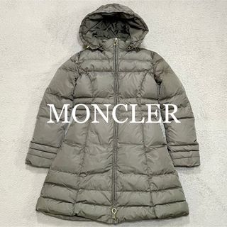 アニメタグが若干剥がれありますモンクレール　MONCLER   ダウンジャケット　腰ベルト　ゴールド系