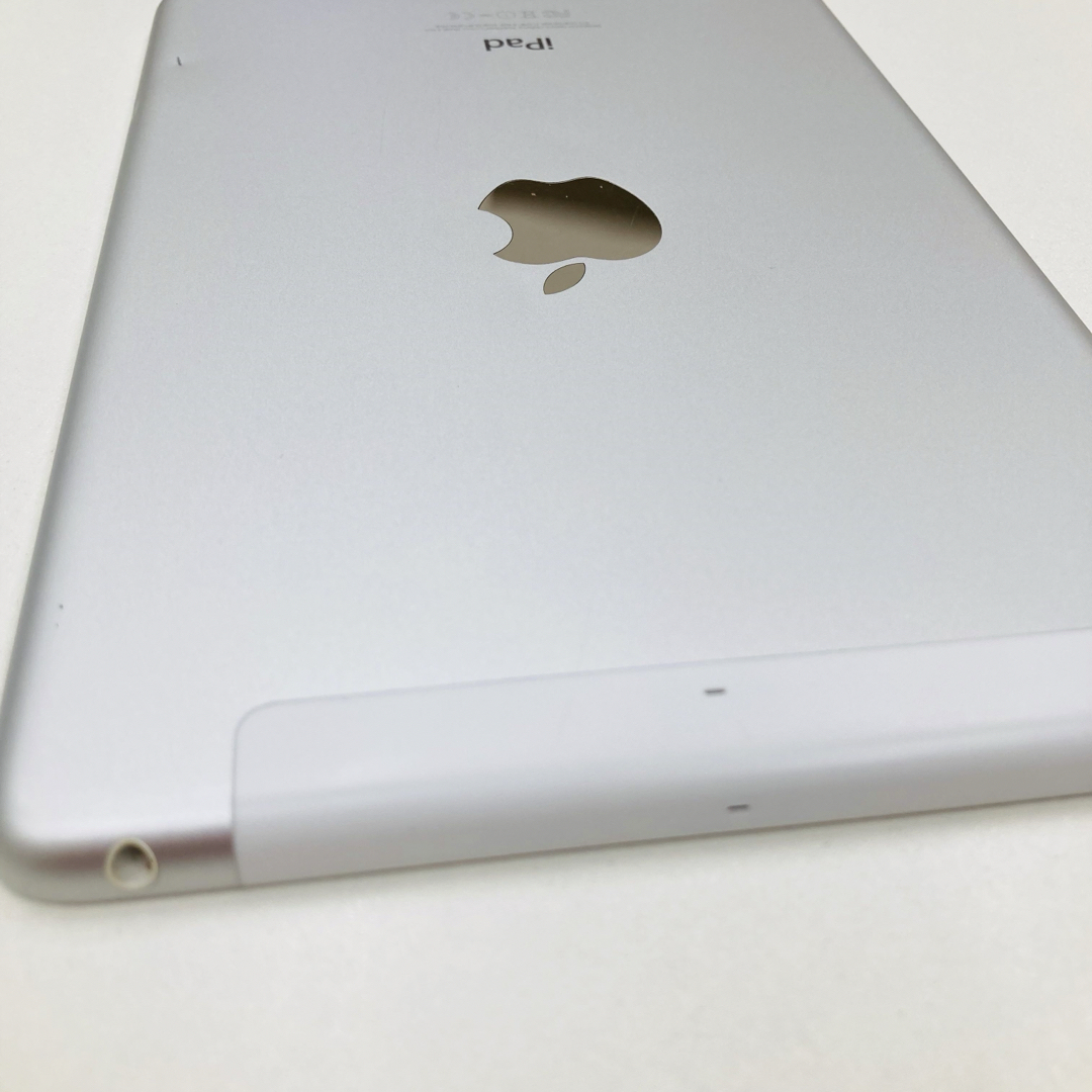 美品　iPad mini3 16GB セルラー　AU  レアiOS10搭載