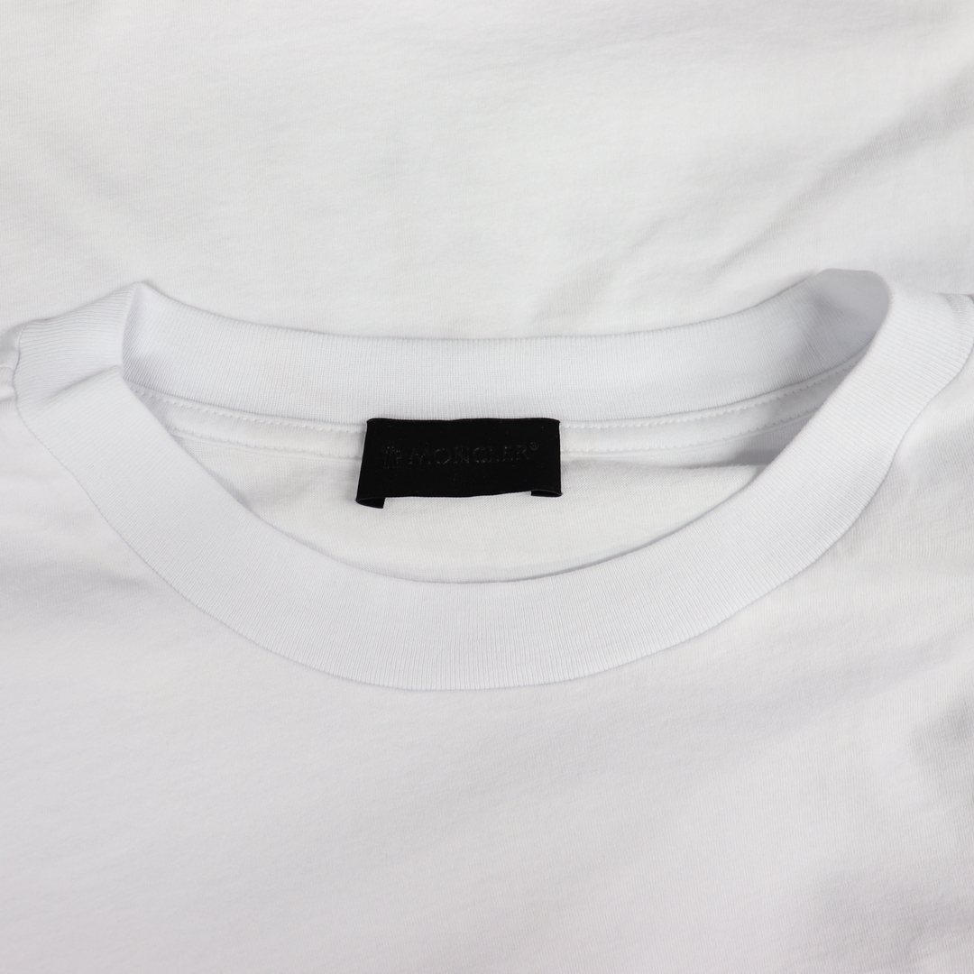 MONCLER(モンクレール)のITWH40OLTGHK 未使用 国内正規品 モンクレール ロンT MAGLIA MANICA LUNGA ホワイト XL メンズのトップス(Tシャツ/カットソー(七分/長袖))の商品写真