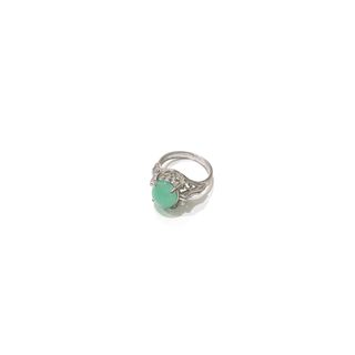 Vintage pastel green stone ring 穏やかな美しさ(リング(指輪))