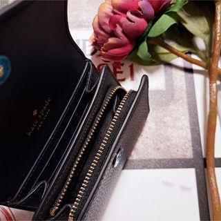 kate spade new york - Kate spade 折りたたみ財布 財布 ブラック 型番